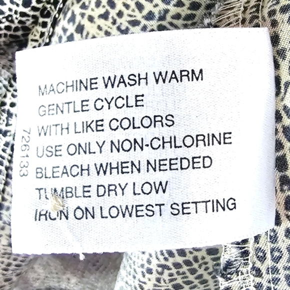 Liz Baker Silky Animal Print Mock Neck Women's Blouse - Picture 6 of 9